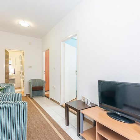 Apartman Knezevic Appartement Opric Buitenkant foto