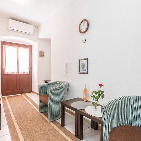 Apartman Knezevic Appartement Opric Buitenkant foto